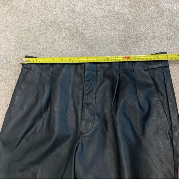Banana Republic black front pleated faux leather pants Sz 8P - Picture 10 of 14